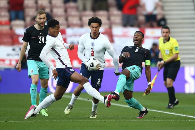 SOCCER - ENG vs AUT, test match MIDDLESBROUGH,ENGLAND,02.JUN.21 - SOCCER - UEFA European Championship, EM, Europameisterschaft preview, OEFB international match, Länderspiel, Nationalmannschaft England vs Austria, friendly match. Image shows Konrad Laimer (AUT), Jude Bellingham (ENG), Trent Alexander-Arnold (ENG) and David Alaba (AUT) . GEPAxpictures xMichaelxZemanek
