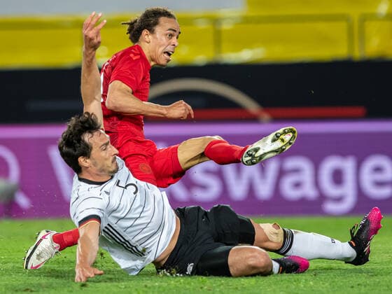 SOCCER - GER vs DEN, test match INNSBRUCK,AUSTRIA,02.JUN.21 - SOCCER - UEFA European Championship, EM, Europameisterschaft preview, international test match, Germany vs Denmark. Image shows Yussuf Poulsen (DEN) and Mats Hummels (GER).  GEPAxpictures xDanielxSchoenherr