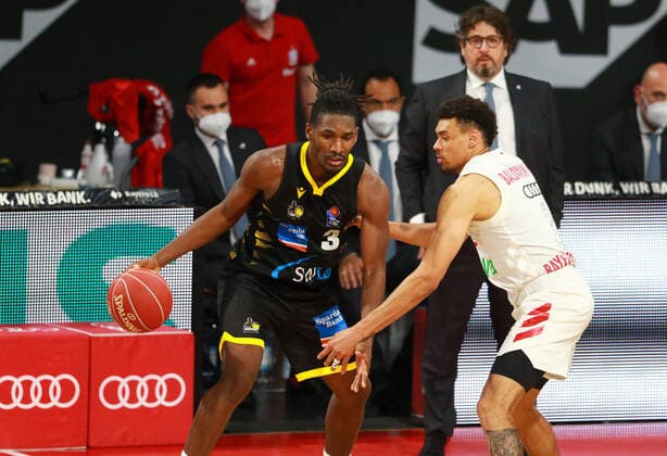 2 Wade Baldwin FCBB white vs 3 Jaalen Smith Ludwigsburg coach Andrea Trinchieri looks on Basketball, 1 Bundesliga, BBL, Playoff, Game 3, FC Bayern Munich MHP Riesen Ludwigsburg at Audi Dome on 02 06 2021 PHOTO Mladen Lackovic LakoPress