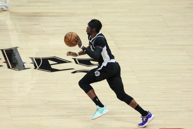 LOS ANGELES, CA - JUNE 02: LA Clippers guard Reggie Jackson (1) bring the ball up court game 5 of the first round of the NBA, Basketball Herren, USA Western Conference Playoffs between the Dallas Mavericks and the Los Angeles Clippers on June 02, 2021, at Staples Center in Los Angeles, CA. (Photo by Jevone Moore Icon Sportswire) NBA: JUN 02 Western Playoffs First Round - Mavericks at Clippers Icon210602012