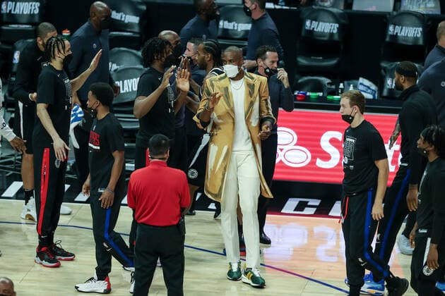 LOS ANGELES, CA - JUNE 02: LA Clippers center Serge Ibaka (9) dressed up game 5 of the first round of the NBA, Basketball Herren, USA Western Conference Playoffs between the Dallas Mavericks and the Los Angeles Clippers on June 02, 2021, at Staples Center in Los Angeles, CA. (Photo by Jevone Moore Icon Sportswire) NBA: JUN 02 Western Playoffs First Round - Mavericks at Clippers Icon210602043