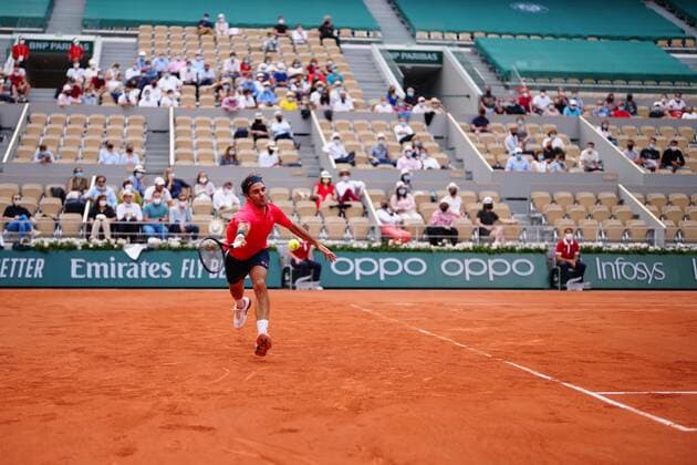 Mandatory Credit: Photo by Javier Garcia BPI Shutterstock (12010909ih) Roger Federer in second round action French Open Tennis, Day Five, Roland Garros, Paris, France - 03 Jun 2021 French Open Tennis, Day Five, Roland Garros, Paris, France - 03 Jun 2021  Copyright: xJavierxGarcia BPI Shutterstockx 12010909ih