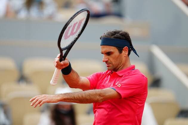 Mandatory Credit: Photo by Javier Garcia BPI Shutterstock (12010909jc) Roger Federer in second round action French Open Tennis, Day Five, Roland Garros, Paris, France - 03 Jun 2021 French Open Tennis, Day Five, Roland Garros, Paris, France - 03 Jun 2021  Copyright: xJavierxGarcia BPI Shutterstockx 12010909jc