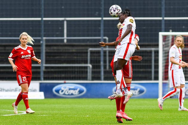 Eunice Beckmann Cologne, 11 , header, header, action, action, 03 06 2021, Cologne Germany , Football, 2 Women Bundesliga South, 1 FC Cologne 1 FFC Niederkirchen, DFB DFL REGULATES PROHIBIT ANY USE OF PHOTOGRAPHS AS IMAGE SEQUENCES AND OR QUASI VIDEO xmhx