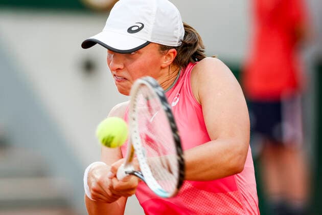TENNIS - French Open 2021 PARIS,FRANCE,03.June.21 - TENNIS - WTA, Tennis Damen Tour, French Open, Roland Garros, Grand Slam. Image shows Iga Swiatek (POL).  GEPAxpictures xPatrickxSteiner
