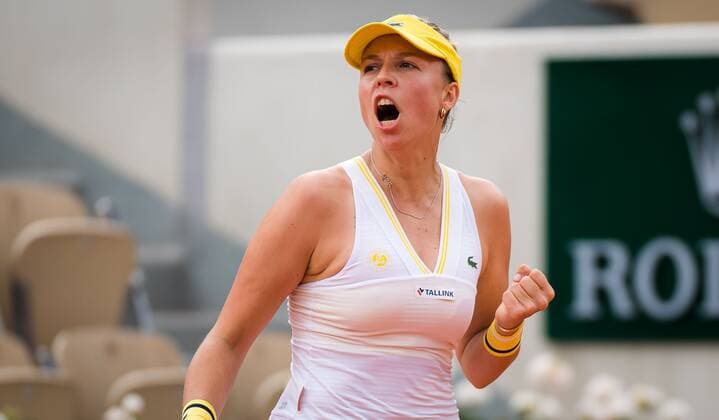 Mandatory Credit: Photo by Rob Prange Shutterstock (12010910ga) Anett Kontaveit of Estonia in action during her second-round match at the 2021 Roland Garros Grand Slam Tournament French Open Tennis, Day Five, Roland Garros, Paris, France - 03 Jun 2021 French Open Tennis, Day Five, Roland Garros, Paris, France - 03 Jun 2021  Copyright: xRobxPrange Shutterstockx 12010910ga