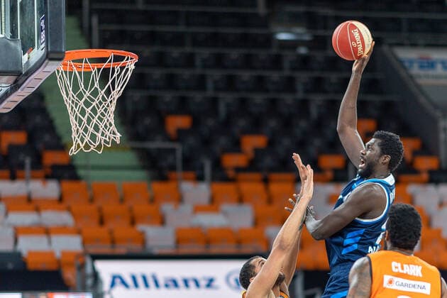 Isaiah Wilkins Ratiopharm Ulm 11 , Christ Koumadje Alba Berlin, 21 , Cameron Clark Ratiopharm Ulm 03 Ratiopharm Ulm vs Alba Berlin, basketball, playoffs, game 3, season 2020 2021, 03 06 2021, Ratiopharm Ulm vs Alba Berlin, basketball, playoffs, game 3, season 2020 2021, 03 06 2021 New Ulm. Copyright: xEibner-Pressefoto SaschaxWaltherx EP_EER