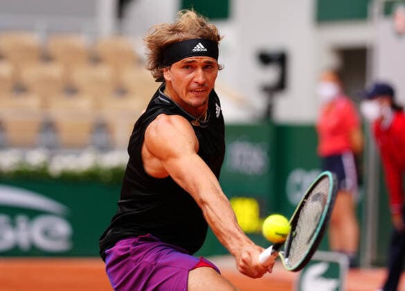 Mandatory Credit: Photo by Javier Garcia BPI Shutterstock (12014081fq) Alexander Zverev during his third round match French Open Tennis, Day Six, Roland Garros, Paris, France - 04 Jun 2021 French Open Tennis, Day Six, Roland Garros, Paris, France - 04 Jun 2021  Copyright: xJavierxGarcia BPI Shutterstockx 12014081fq