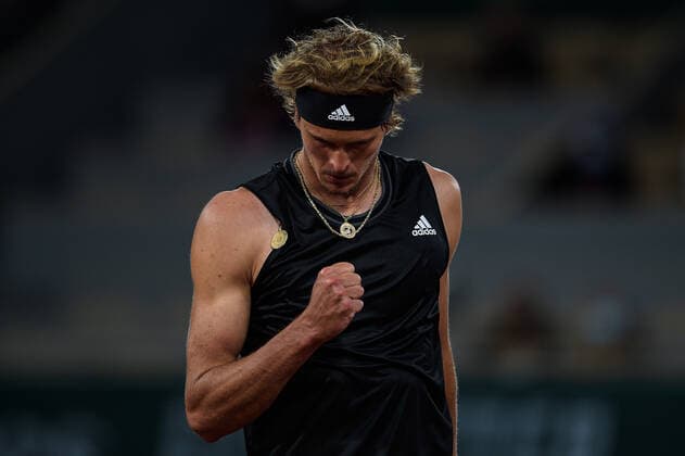 Attitude - Joie de Alexander Zverev ( Allemagne ) - TENNIS : Roland Garros 2021 - Internationaux de France - 04 06 2021 FedericoPestellini Panoramic 