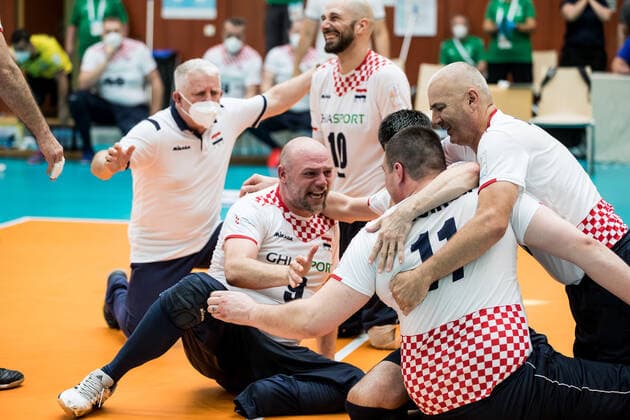 WORLD ParaVolley Mens Final Qualifier Tokyo 2020 Paralympic Games Canada Croatia 04 06 2021 Cheering Croatian men after defeating Canada in a close fifth set WORLD ParaVolley Mens Final Qualifier Tokyo 2020 Paralympic Games Canada Croatia Duisburg Sportschule Wedau Copyright: xBEAUTIFULxSPORTS Wunderlx