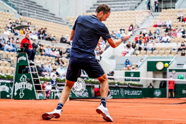 TENNIS - French Open 2021 PARIS,FRANCE,04.June.21 - TENNIS - ATP, Tennis Herren World Tour, French Open, Roland Garros, Grand Slam. Image shows Daniil Medvedev (RUS).  GEPAxpictures xPatrickxSteiner