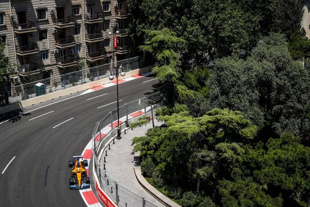 03 RICCIARDO Daniel (aus), McLaren MCL35M, action during the Formula 1 Azerbaijan Grand Prix 2021 from June 04 to 06, 2021 on the Baku City Circuit, in Baku, Azerbaijan - FORMULE 1 : Grand Prix d Azerbaidjan - Bakou - 04 06 2021 DPPI Panoramic  00121011__V2_6363