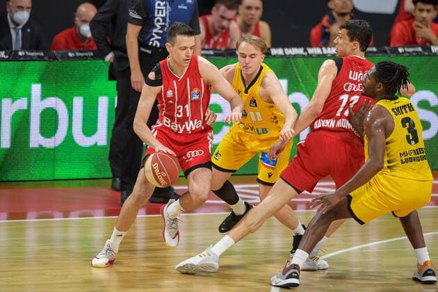 Basketball, BBL, 20210604, FC Bayern München MHP RIESEN Ludwigsburg In the picture Zan Mark SISKO FC Bayern München, 31 and Lukas HERZOG MHP Riesen Ludwigsburg, 11 Munich Audi Dome Bayern Germany Copyright: Passion2Press MarkusxFischerx