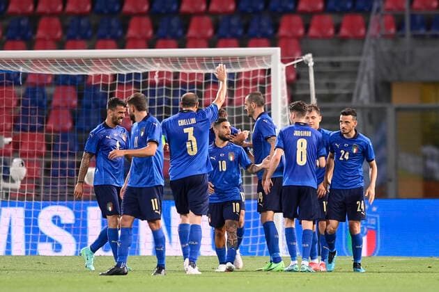 Photo LaPresse - Fabio Ferrari June 04, 2021 Bologna, Italy soccer Italy vs Czech Republic - Friendly match - ˜Dall Ara Stadium of Bologna. In the pic:NicolÃ² Barella (Italy) celebrates after gol 2-0  Copyright: xFabioxFerrari LaPresex