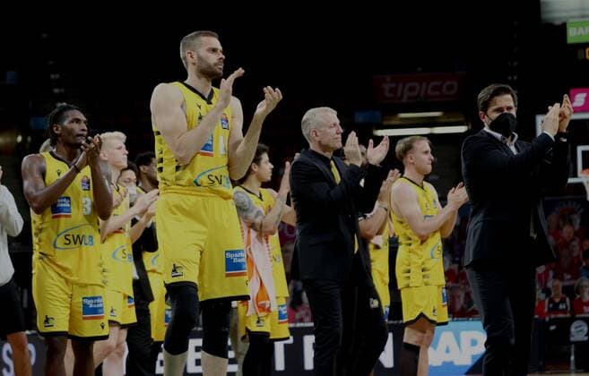 Ludwigsburg players, coaches and officials after end of game basketball, Bayern Ludwigsburg, BBL playoff, semifinal, 4 game, 2020 2021 season, on 4 6 2021 in Munich, A U D I D O M E, Germany Source Copyright Credit Oryk HAIST. x1DX33196.JPGx