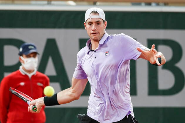 TENNIS - French Open 2021 PARIS,FRANCE,04.June.21 - TENNIS - ATP, Tennis Herren World Tour, French Open, Roland Garros, Grand Slam. Image shows John Isner (USA).  GEPAxpictures xPatrickxSteiner