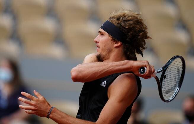 Mandatory Credit: Photo by Javier Garcia BPI Shutterstock (12014081nd) Alexander Zverev French Open Tennis, Day Six, Roland Garros, Paris, France - 04 Jun 2021 French Open Tennis, Day Six, Roland Garros, Paris, France - 04 Jun 2021  Copyright: xJavierxGarcia BPI Shutterstockx 12014081nd