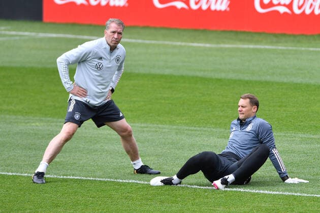 German national football team training camp on 05 06 2021 in Seefeld Andreas Köpke goalkeeper coach Germany , left Manuel Neuer Germany , right xHDx