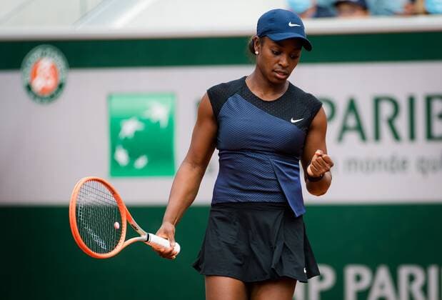 Mandatory Credit: Photo by Rob Prange Shutterstock (12019120y) Sloane Stephens of the United States in action during the third round at the 2021 Roland Garros Grand Slam Tournament French Open Tennis, Day Seven, Roland Garros, Paris, France - 05 Jun 2021 French Open Tennis, Day Seven, Roland Garros, Paris, France - 05 Jun 2021  Copyright: xRobxPrange Shutterstockx 12019120y