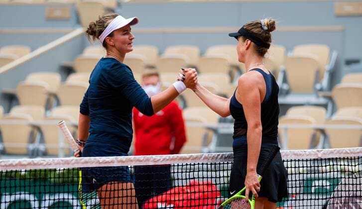 Mandatory Credit: Photo by Rob Prange Shutterstock (12019120ay) Barbora Krejcikova of the Czech Republic & Elina Svitolina of the Ukraine at the net after the third round at the 2021 Roland Garros Grand Slam Tournament French Open Tennis, Day Seven, Roland Garros, Paris, France - 05 Jun 2021 French Open Tennis, Day Seven, Roland Garros, Paris, France - 05 Jun 2021  Copyright: xRobxPrange Shutterstockx 12019120ay