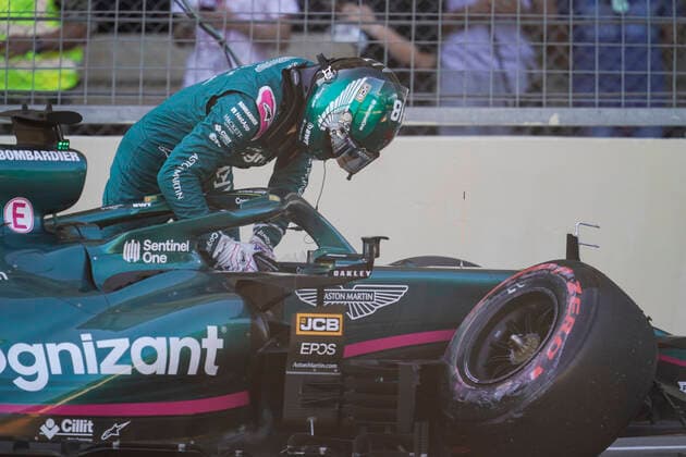 June 5, 2021, Baku, Azerbaijan: LANCE STROLL of Canada and Aston Martin F1 Team is seen after crashing during the qualifying session of the 2021 FIA Formula 1 Azerbaijan Grand Prix at Baku City Circuit in Baku, Azerbaijan. Baku Azerbaijan - ZUMAg147 20210605_zap_g147_001 Copyright: xJamesxGasperottix