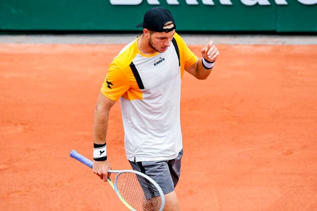 TENNIS - French Open 2021 PARIS,FRANCE,05.June.21 - TENNIS - ATP, Tennis Herren World Tour, French Open, Roland Garros, Grand Slam. Image shows the rejoicing of Jan-Lennard Struff (GER).  GEPAxpictures xPatrickxSteiner