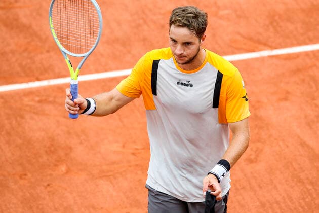 TENNIS - French Open 2021 PARIS,FRANCE,05.June.21 - TENNIS - ATP, Tennis Herren World Tour, French Open, Roland Garros, Grand Slam. Image shows the rejoicing of Jan-Lennard Struff (GER).  GEPAxpictures xPatrickxSteiner