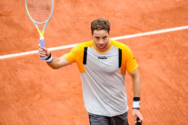 TENNIS - French Open 2021 PARIS,FRANCE,05.June.21 - TENNIS - ATP, Tennis Herren World Tour, French Open, Roland Garros, Grand Slam. Image shows the rejoicing of Jan-Lennard Struff (GER).  GEPAxpictures xPatrickxSteiner