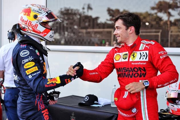 Sport Bilder des Tages F1 Grand Prix of Azerbaijan 33 Max Verstappen (NED, Red Bull Racing), 16 Charles Leclerc (MON, Scuderia Ferrari Mission Winnow), F1 Grand Prix of Azerbaijan at Baku City Circuit on June 5, 2021 in Baku, Azerbaijan. (Photo by xpbimages.com XPB Images FIA Pool via HOCH ZWEI) Baku Azerbaijan Poolfoto HOCH ZWEI Pool XPB Images ,EDITORIAL USE ONLY
