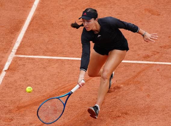 (210605) -- PARIS, June 5, 2021 -- Jessica Pegula of the United States returns the ball during the women s singles third round match between Sofia Kenin of the United States and Jessica Pegula of the United States at the French Open tennis tournament at Roland Garros in Paris, France, June 5, 2021. ) (SP)FRANCE-PARIS-TENNIS-ROLAND GARROS-FRENCH OPEN-WOMEN S SINGLES GaoxJing 