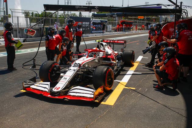 99 GIOVINAZZI Antonio (ita), Alfa Romeo Racing ORLEN C41, action during the Formula 1 Azerbaijan Grand Prix 2021 from June 04 to 06, 2021 on the Baku City Circuit, in Baku, Azerbaijan FORMULE 1 : Grand Prix d Azerbaidjan - Bakou - 05 06 2021 DPPI PANORAMIC  00121011__B2_6948