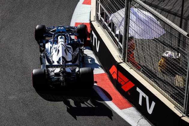 22 TSUNODA Yuki (jap), Scuderia AlphaTauri Honda AT02, action during the Formula 1 Azerbaijan Grand Prix 2021 from June 04 to 06, 2021 on the Baku City Circuit, in Baku, Azerbaijan - FORMULE 1 : Grand Prix d Azerbaidjan - Bakou - 05 06 2021 DPPI PANORAMIC  00121011_AV6_7857
