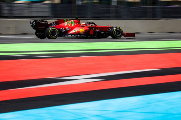 55 SAINZ Carlos (spa), Scuderia Ferrari SF21, action during the Formula 1 Azerbaijan Grand Prix 2021 from June 04 to 06, 2021 on the Baku City Circuit, in Baku, Azerbaijan - FORMULE 1 : Grand Prix d Azerbaidjan - Bakou - 05 06 2021 DPPI PANORAMIC  00121011_AV6_7346