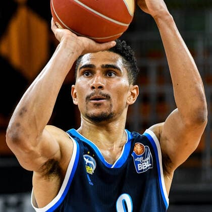 GER, BBL, Play-offs, ratiopharm ulm vs Alba Berlin 05.06.2021, ratiopharm arena, Neu-Ulm, GER, BBL, Play-offs, ratiopharm ulm vs Alba Berlin, im Bild Maodo Lo (Berlin, 0) beim Freiwurf nordphotoxGmbHx xHafner nph00200