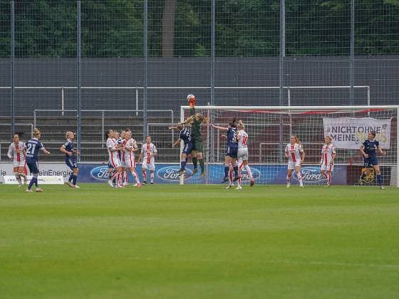 Cologne, Germany, June 6th 2021: Manon Klett (30 1. FC Koeln) saves the ball during the 2. Womens Bundesliga match between 1. FC Koeln and SG 99 Andernach at the Franz-Kremer-Stadium in Cologne, Germany. 2. Womens Bundesliga South - 1. FC K?ln v SG 99 Andernach 