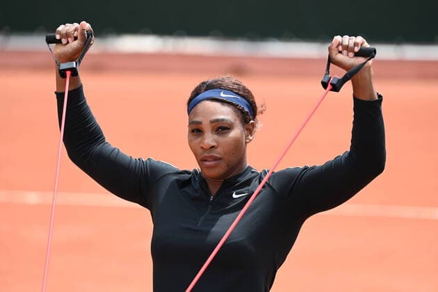 Tennis : Roland Garros 2021 - France - Serena Williams entrainement avec Patrick Mouratoglou - Usa Tennis : Roland Garros 2021 - France - 06 06 2021 chryslenecaillaud Panoramic 
