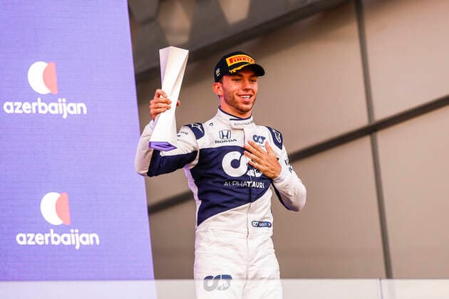 GASLY Pierre (fra), Scuderia AlphaTauri Honda AT02, portrait celebrating his podium during the Formula 1 Azerbaijan Grand Prix 2021 from June 04 to 06, 2021 on the Baku City Circuit, in Baku, Azerbaijan - FORMULE 1 : Grand Prix d Azerbaidjan - Bakou - 06 06 2021 DPPI PANORAMIC  00121012__B2_8473