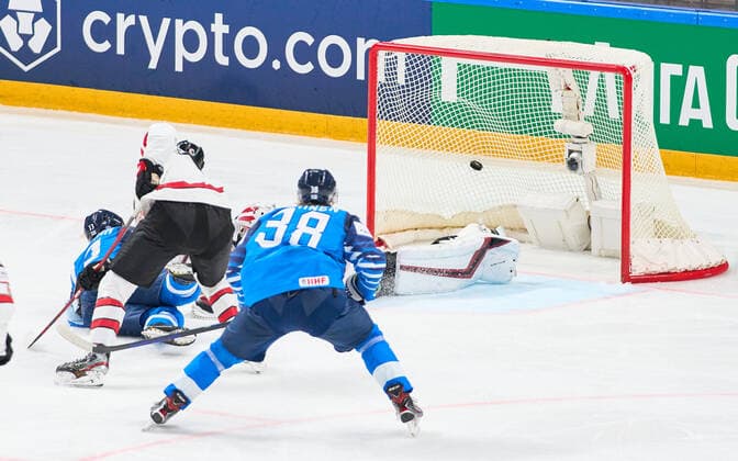 Mikael Ruohomaa 13 of Finland scores, shoots goal , Tor, Treffer, 1-0 FINLAND - CANADA IIHF Ice hockey, Eishockey WORLD CHAMPIONSHIPS Final for 1rd place in Riga, Latvia, Lettland, June 6, 2021, Season 2020 2021