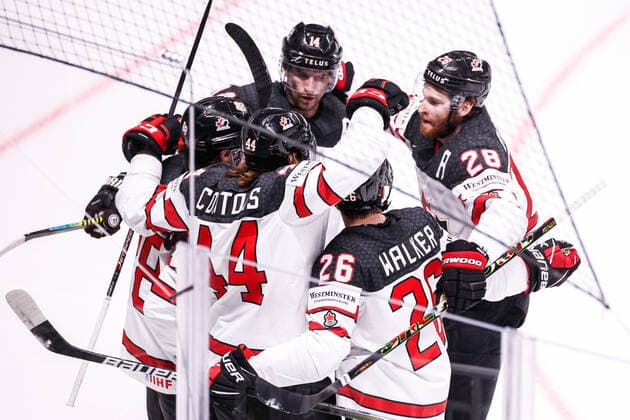 06 06 2021, Riga, Arena Riga, Final Finland Canada 2021 IIHF Ice Hockey World Championship , 44 Maxime Comtois Canada celebrates his goal for the 1 1 with 88 Andrew Mangiapane Canada , 14 Adam Henrique Canada , 26 Sean Walker Canada and 28 Connor Brown Canada Riga Riga Latvia  Copyright: xJustPictures.ch JarixPestelaccix