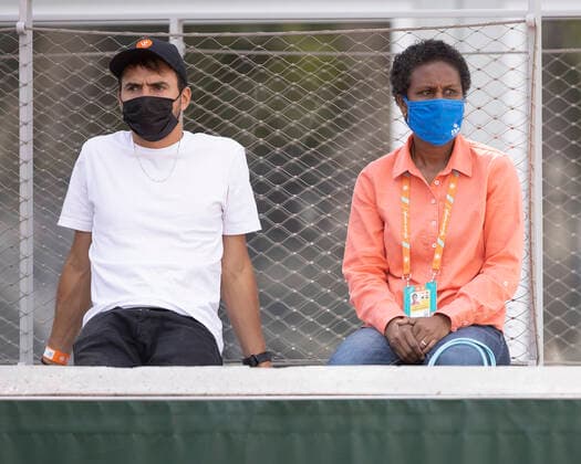 Chelsea Fontenel Team, far right Mother Kathleen, Junior Womens Singles, GS Tennis French Open 2021 Grand Slam Roland Garros Paris France 6 June 2021 Copyright: xJuergenxHasenkopfx