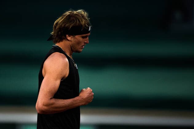 Attitude - Joie de Alexander Zverev ( Allemagne ) - TENNIS : Roland Garros 2021 - Internationaux de France - 06 06 2021 FedericoPestellini Panoramic 