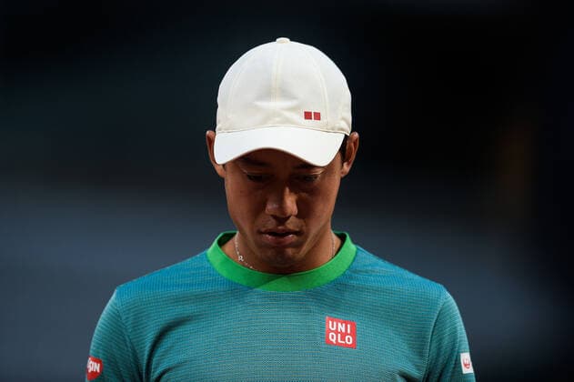 Attitude de Kei Nishikori ( Japon ) TENNIS : Roland Garros 2021 - Internationaux de France - 06 06 2021 FedericoPestellini Panoramic 