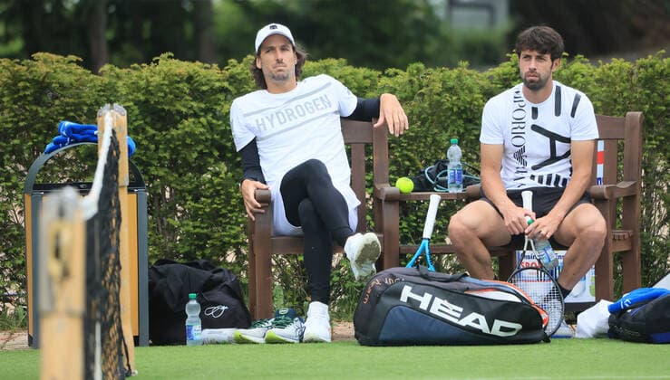 07 06 2021, ATP Tour MercedesCup Stuttgart, Weissenhofff, tennis, sports, in the picture Feliciano Lopez ESP with training partner