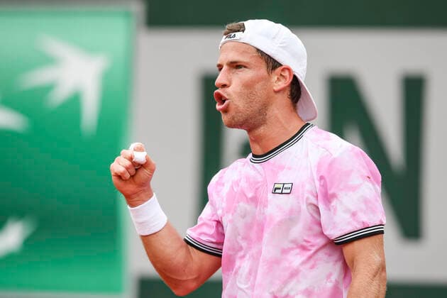 TENNIS - French Open 2021 PARIS,FRANCE,07.June.21 - TENNIS - ATP, Tennis Herren World Tour, French Open, Roland Garros, Grand Slam. Image shows the rejoicing of Diego Schwartzman (ARG).  GEPAxpictures xPatrickxSteiner