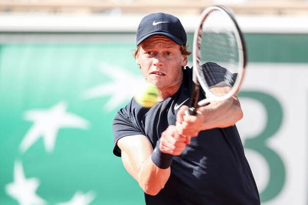 TENNIS - French Open 2021 PARIS,FRANCE,07.June.21 - TENNIS - ATP, Tennis Herren World Tour, French Open, Roland Garros, Grand Slam. Image shows Jannik Sinner (ITA).  GEPAxpictures xPatrickxSteiner