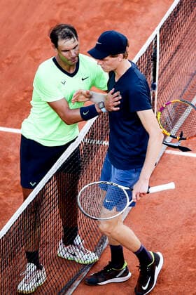 TENNIS - French Open 2021 PARIS,FRANCE,07.June.21 - TENNIS - ATP, Tennis Herren World Tour, French Open, Roland Garros, Grand Slam. Image shows Rafael Nadal (ESP) and Jannik Sinner (ITA).  GEPAxpictures xPatrickxSteiner