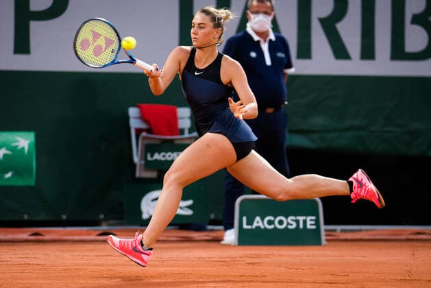 June 7, 2021, PARIS, FRANCE: Marta Kostyuk of Ukraine in action during the fourth round of the 2021 Roland Garros Grand Slam Tournament against Iga Swiatek of Poland PARIS FRANCE - ZUMAa181 20210607_zaa_a181_147 Copyright: xRobxPrangex