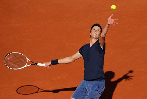 (210608) -- PARIS, June 8, 2021 -- Jannik Sinner of Italy serves during the men s singles fourth round match between Rafael Nadal of Spain and Jannik Sinner of Italy at the French Open tennis tournament at Roland Garros in Paris, France, June 7, 2021. ) (SP)FRANCE-PARIS-TENNIS-ROLAND GARROS-FRENCH OPEN-DAY 9 GaoxJing 