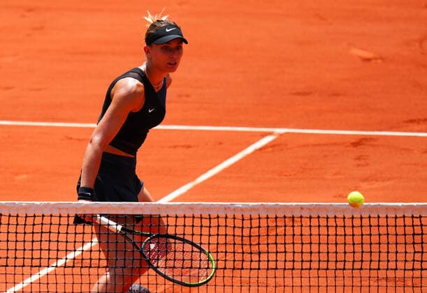 Mandatory Credit: Photo by Javier Garcia BPI Shutterstock (12042203dt) Paula Badosa plays a drop-shot at the net during her quarter final match French Open Tennis, Day Ten, Roland Garros, Paris, France - 08 Jun 2021 French Open Tennis, Day Ten, Roland Garros, Paris, France - 08 Jun 2021  Copyright: xJavierxGarcia BPI Shutterstockx 12042203dt