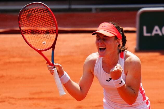 Mandatory Credit: Photo by Javier Garcia BPI Shutterstock (12042203ei) Tamara Zidansek celebrates victory in her quarter final match French Open Tennis, Day Ten, Roland Garros, Paris, France - 08 Jun 2021 French Open Tennis, Day Ten, Roland Garros, Paris, France - 08 Jun 2021  Copyright: xJavierxGarcia BPI Shutterstockx 12042203ei